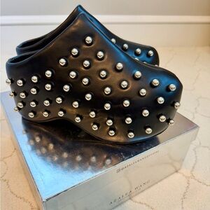 Azalea Wang Romesco Black Studded Platform Clogs – Size 9
